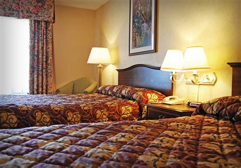 COUSHATTA INN .